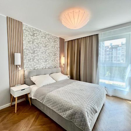 Apartamenty Angielska Grobla Q4Apartments กดัญสก์ ภายนอก รูปภาพ