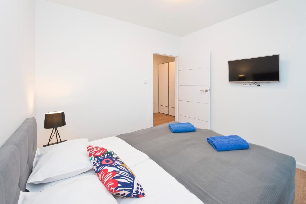 Apartamenty Angielska Grobla Q4Apartments กดัญสก์ ภายนอก รูปภาพ