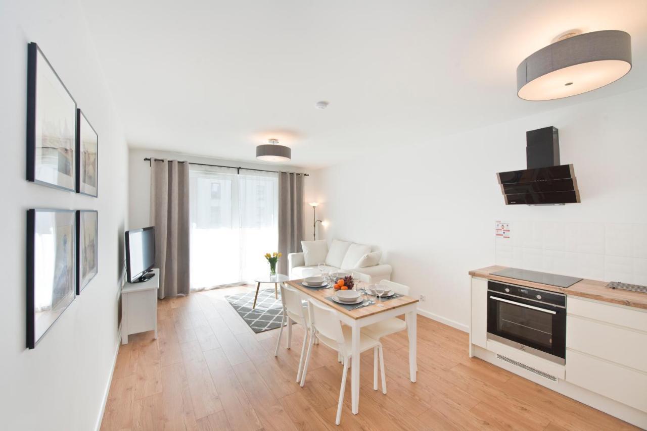 Apartamenty Angielska Grobla Q4Apartments กดัญสก์ ภายนอก รูปภาพ