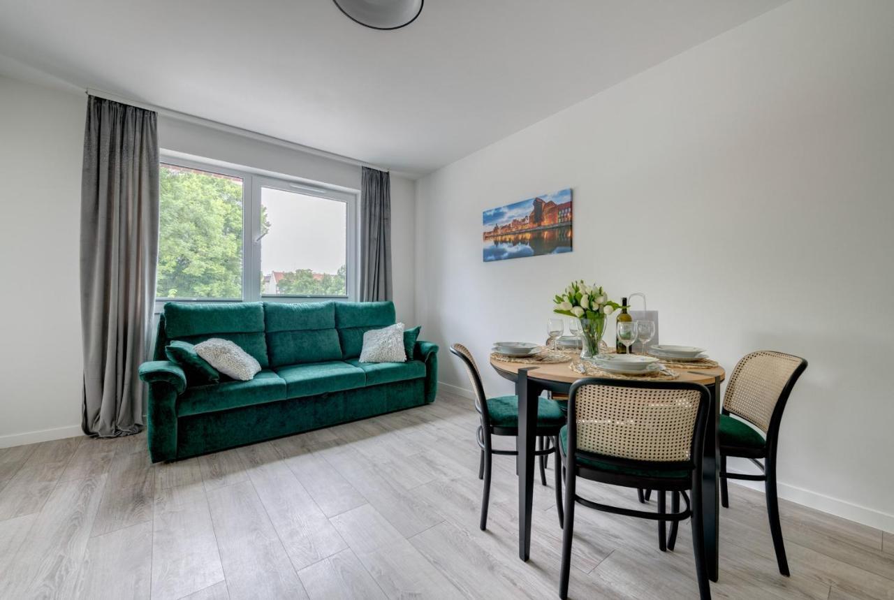 Apartamenty Angielska Grobla Q4Apartments กดัญสก์ ภายนอก รูปภาพ