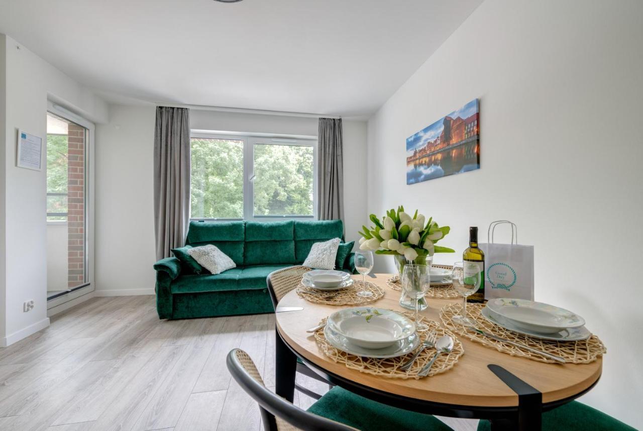 Apartamenty Angielska Grobla Q4Apartments กดัญสก์ ภายนอก รูปภาพ