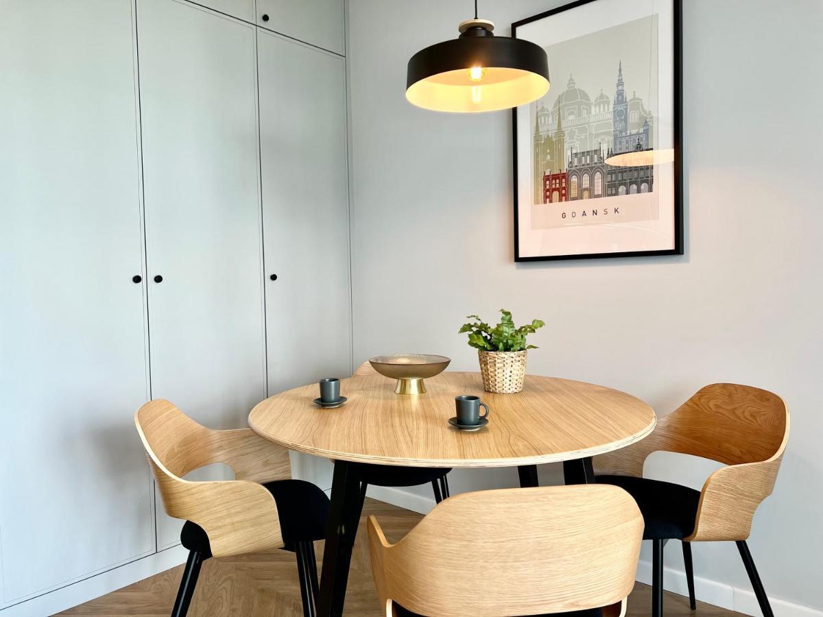 Apartamenty Angielska Grobla Q4Apartments กดัญสก์ ภายนอก รูปภาพ