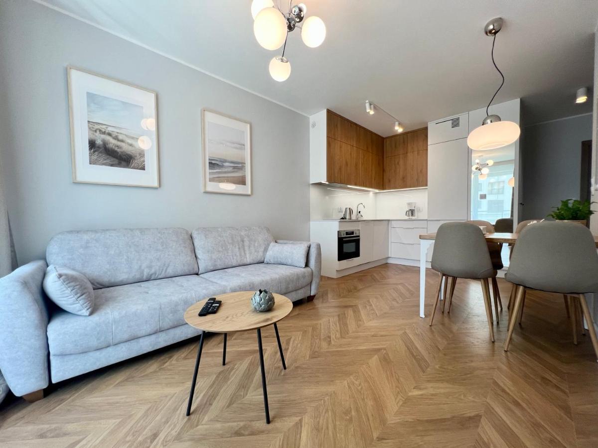 Apartamenty Angielska Grobla Q4Apartments กดัญสก์ ภายนอก รูปภาพ