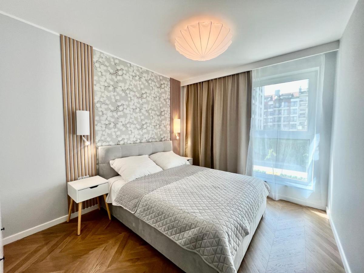 Apartamenty Angielska Grobla Q4Apartments กดัญสก์ ภายนอก รูปภาพ