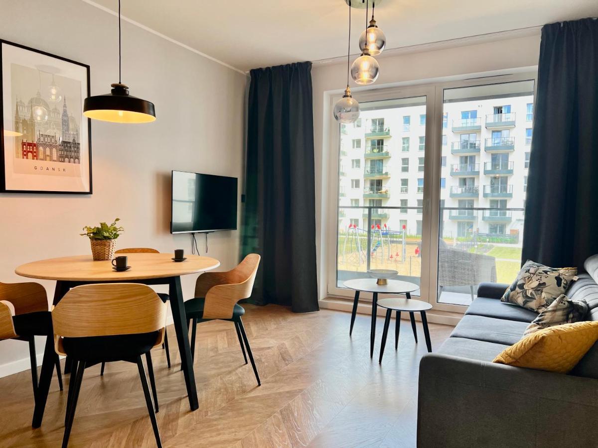 Apartamenty Angielska Grobla Q4Apartments กดัญสก์ ภายนอก รูปภาพ