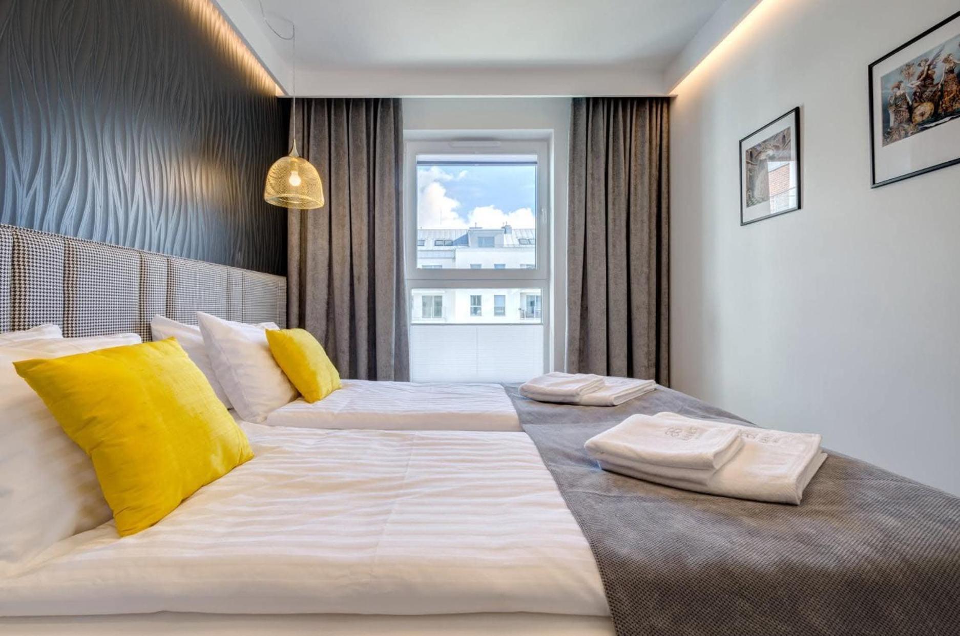 Apartamenty Angielska Grobla Q4Apartments กดัญสก์ ภายนอก รูปภาพ